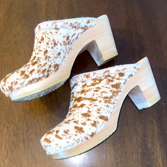 No. 6 Shoes - No.6 Store New School Clogs in Appaloosa Pony